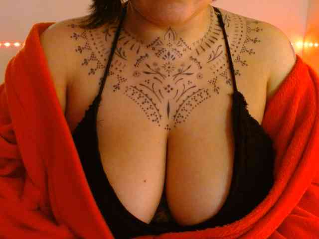 Modelo: Lilithfire