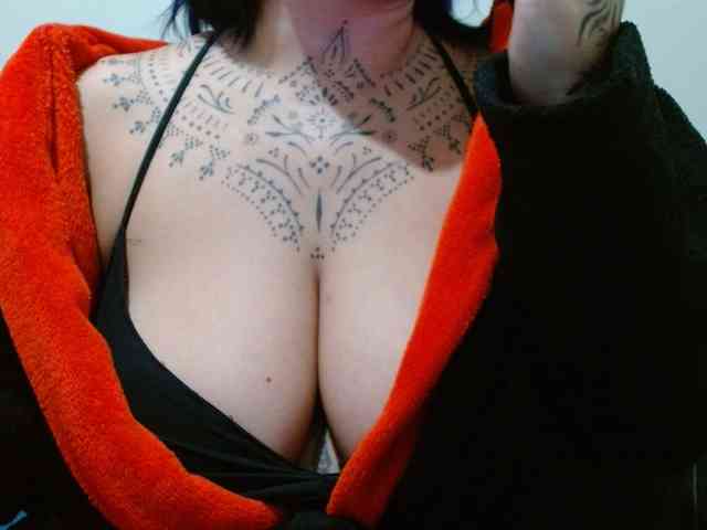 Modelo: Lilithfire