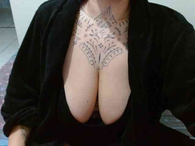 Modelo: Lilithfire