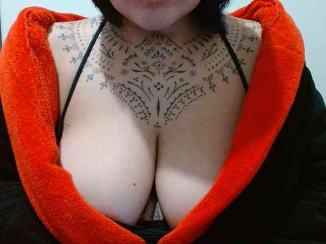 Modelo: Lilithfire