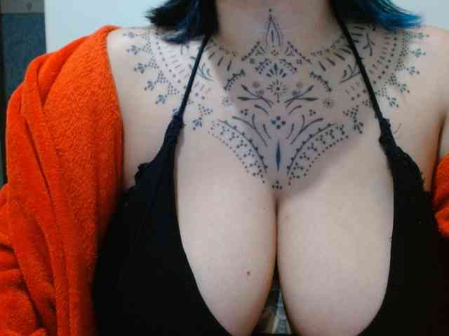 Lilithfire webcam
