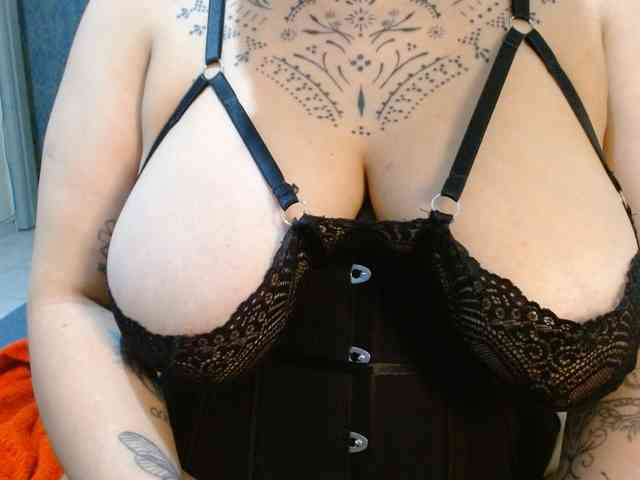 Modelo: Lilithfire
