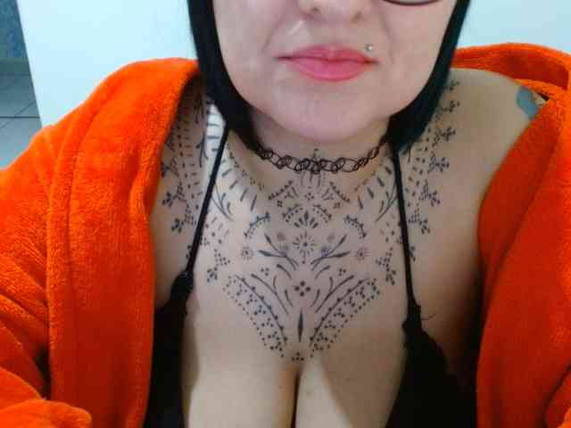 Lilithfire webcam