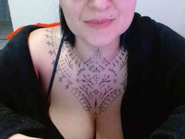 Modelo: Lilithfire