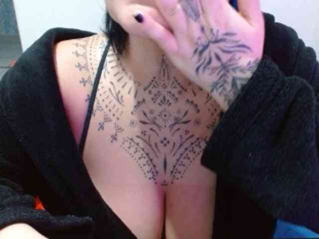 Modelo: Lilithfire