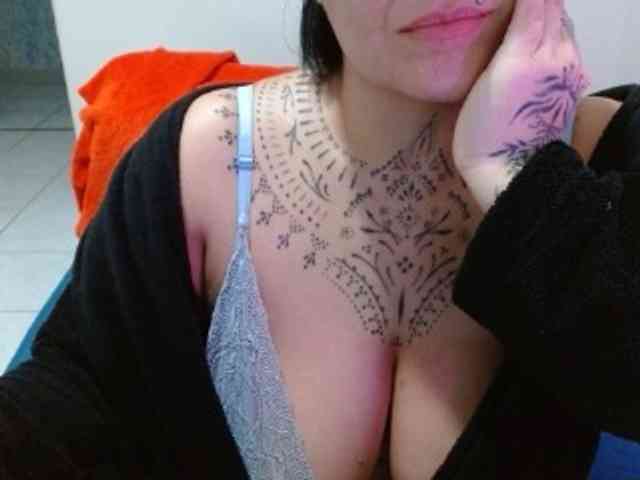 Modelo: Lilithfire
