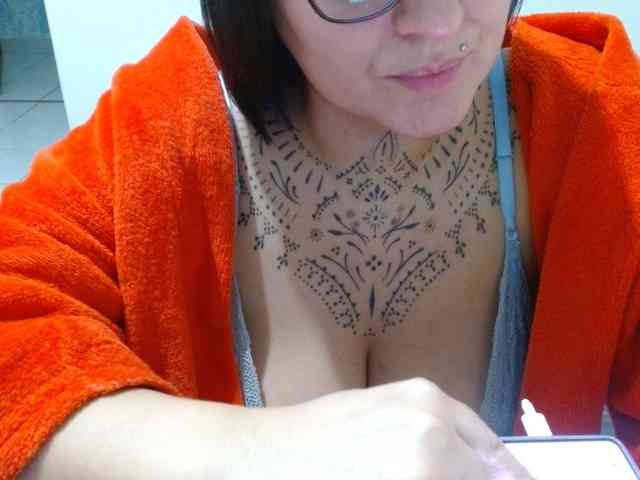 Lilithfire webcam