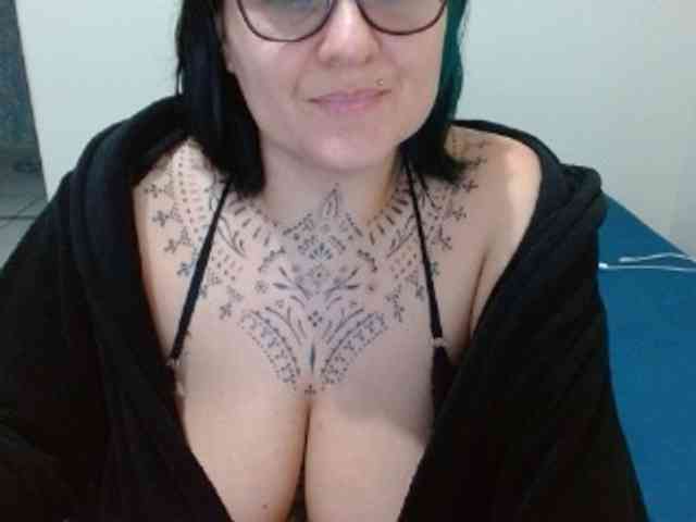 Lilithfire webcam