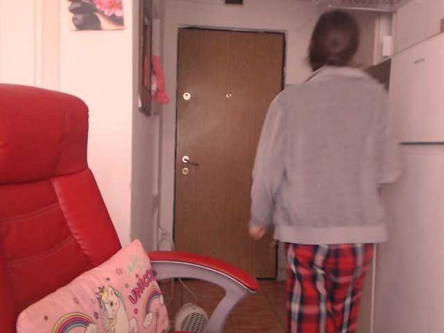 Simyhvn live cam on BongaCams