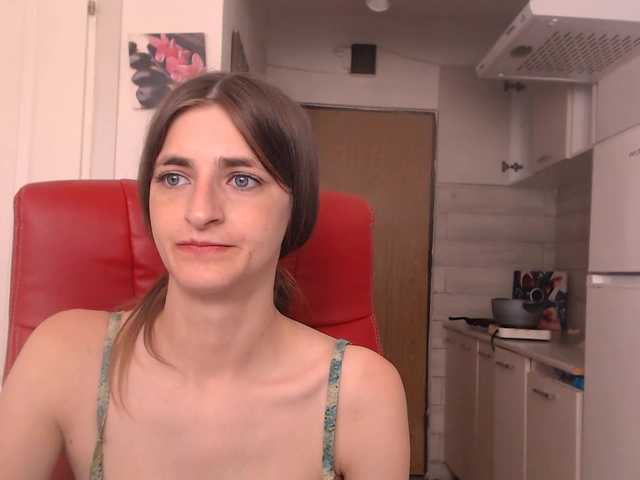 Simyhvn live cam on BongaCams