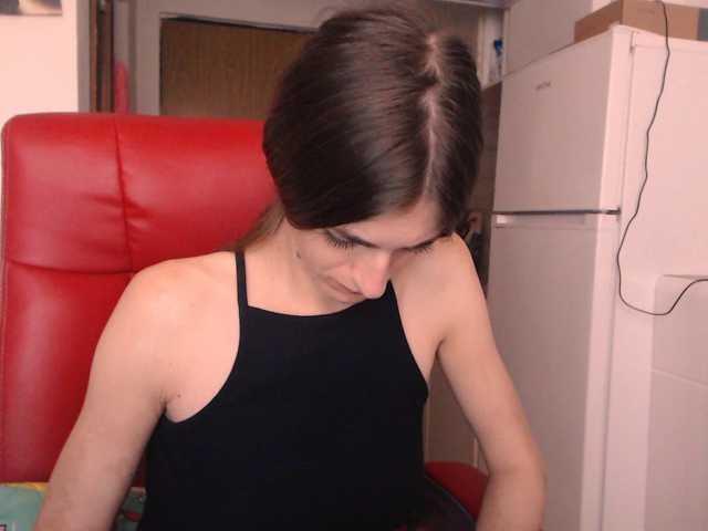Simyhvn live cam on BongaCams