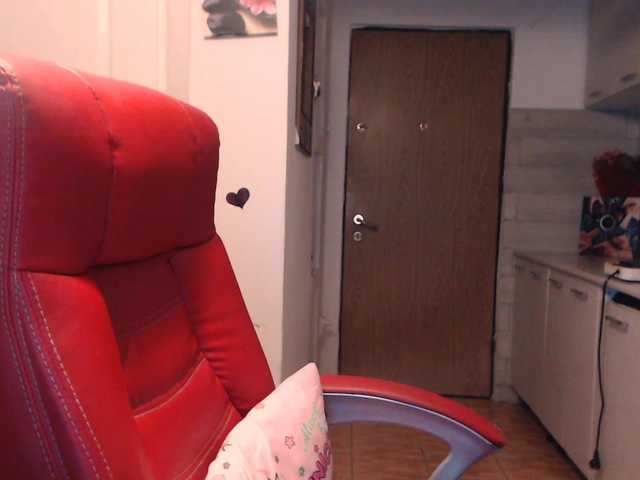 Simyhvn live cam on BongaCams