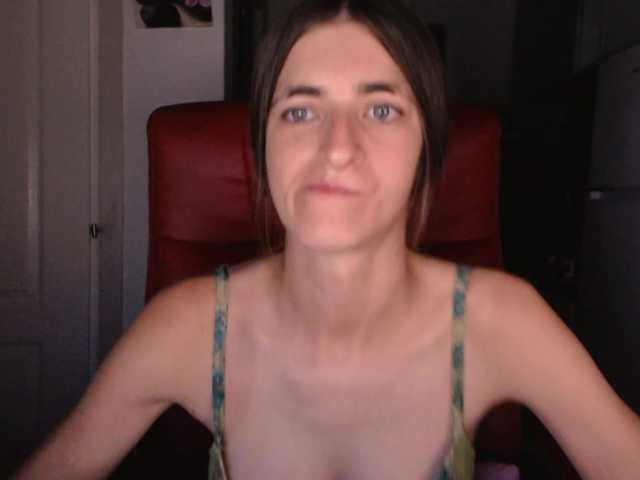 Simyhvn live cam on BongaCams