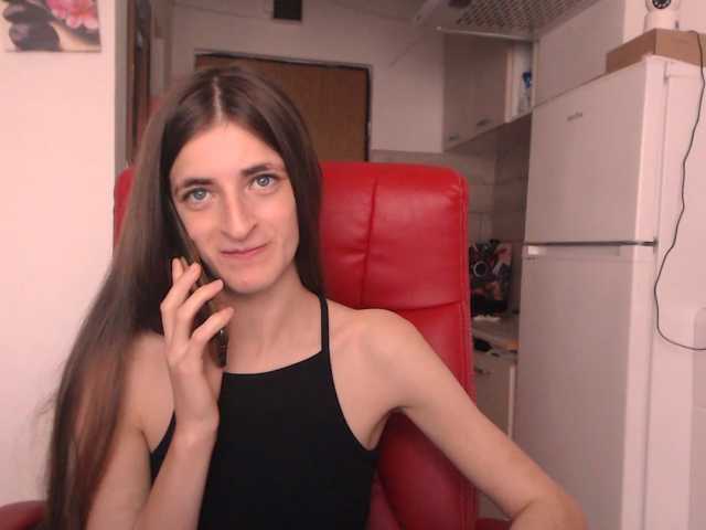 Simyhvn live cam on BongaCams