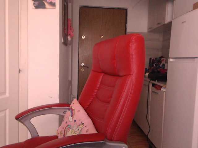 Simyhvn live cam on BongaCams