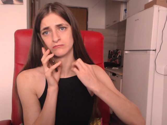 Simyhvn live cam on BongaCams