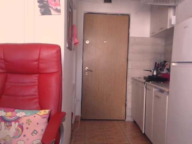 Simyhvn live cam on BongaCams