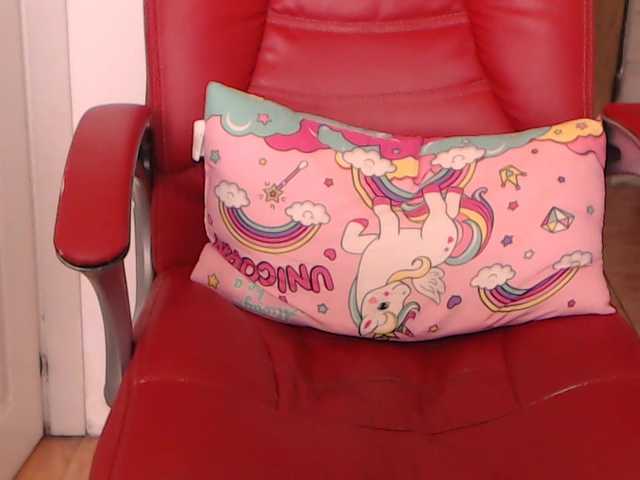 Simyhvn live cam on BongaCams