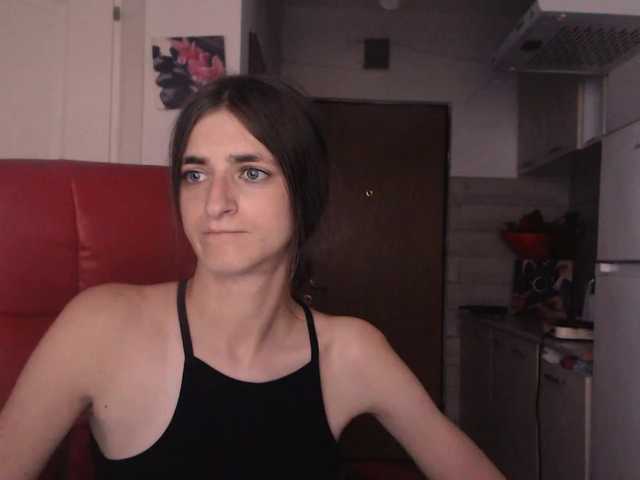 Simyhvn live cam on BongaCams