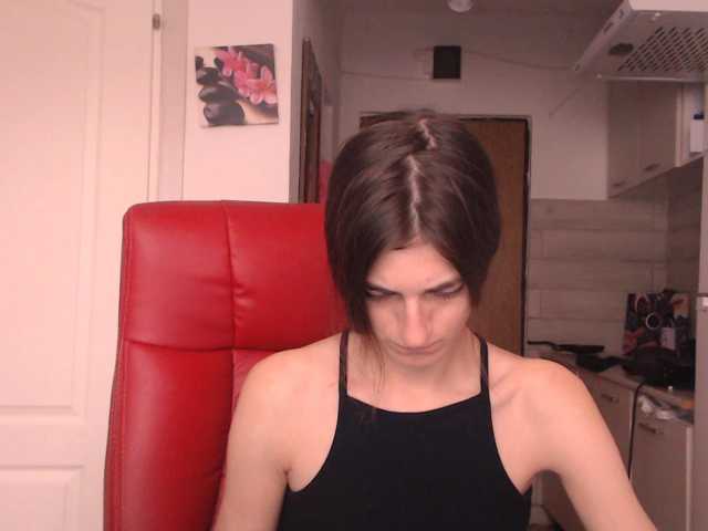 Simyhvn live cam on BongaCams