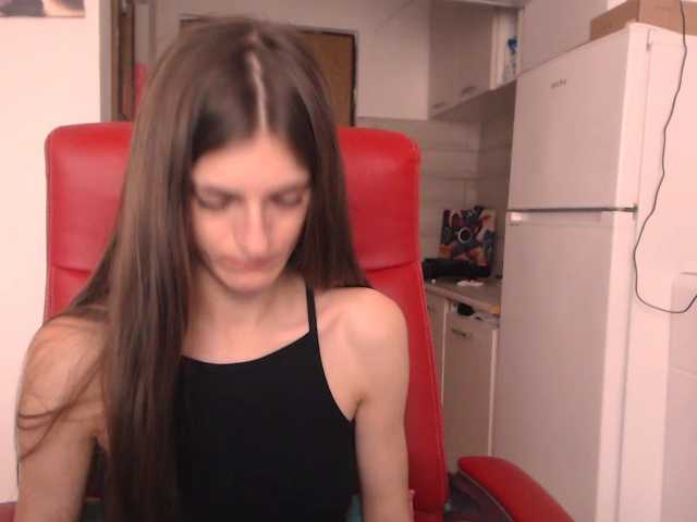Simyhvn live cam on BongaCams