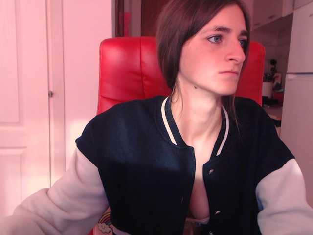 Simyhvn live cam on BongaCams