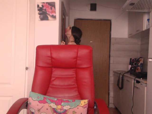 Simyhvn live cam on BongaCams