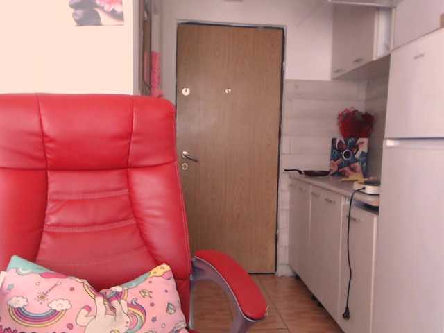 Simyhvn live cam on BongaCams