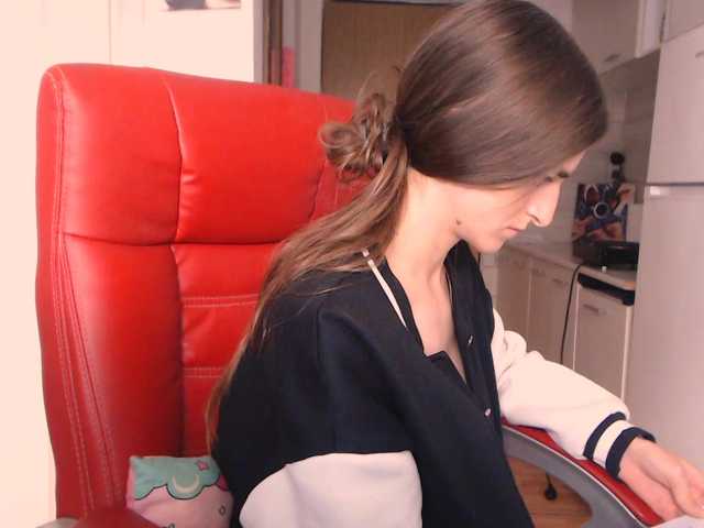 Simyhvn live cam on BongaCams
