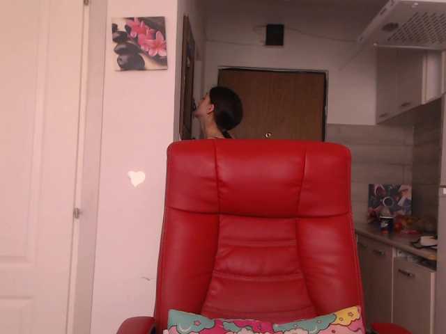 Simyhvn live cam on BongaCams