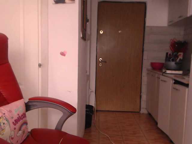 Simyhvn live cam on BongaCams
