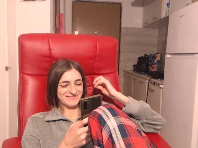 Simyhvn live cam on BongaCams