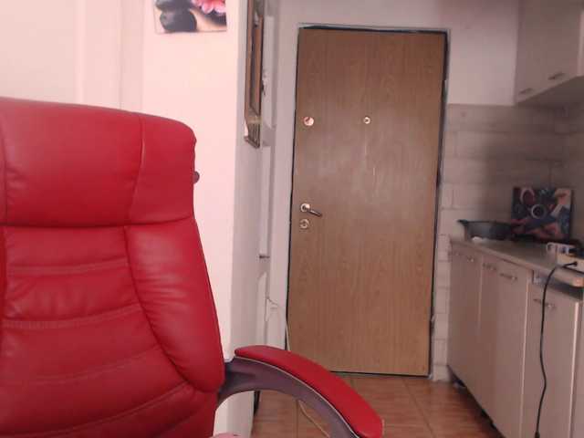 Simyhvn live cam on BongaCams