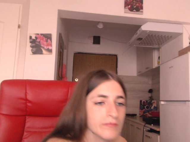 Simyhvn live cam on BongaCams
