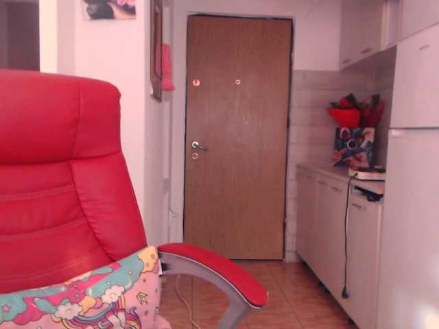 Simyhvn live cam on BongaCams