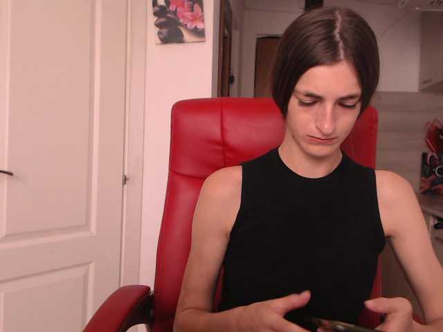Simyhvn live cam on BongaCams