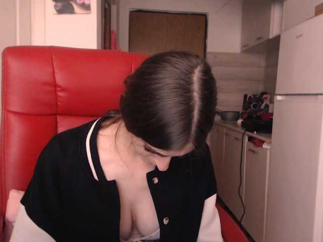 Simyhvn live cam on BongaCams
