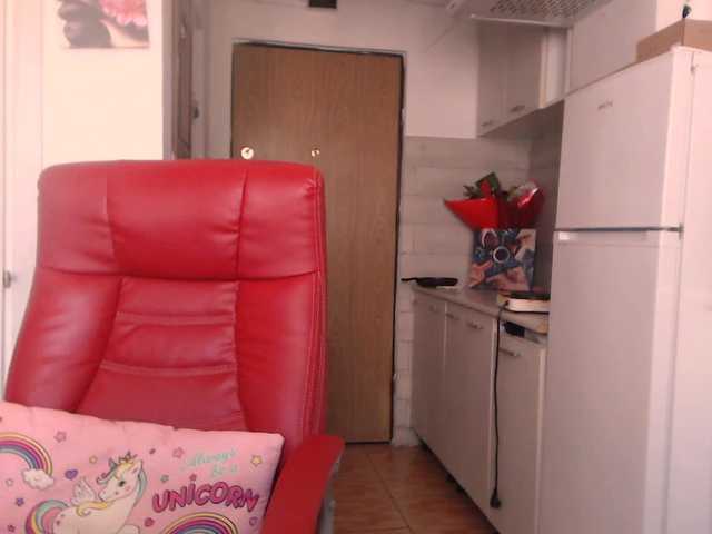 Simyhvn live cam on BongaCams