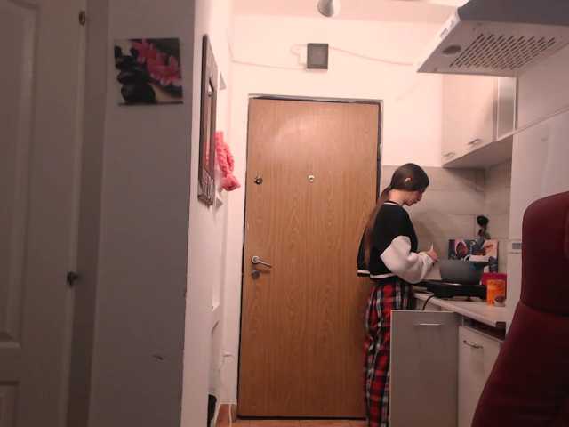 Simyhvn live cam on BongaCams