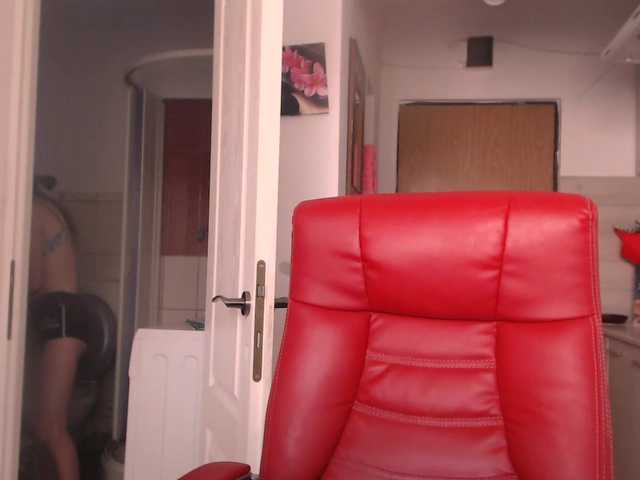 Simyhvn live cam on BongaCams