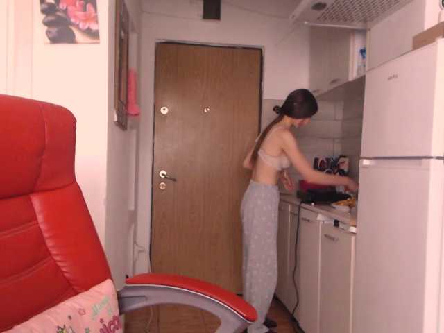 Simyhvn live cam on BongaCams