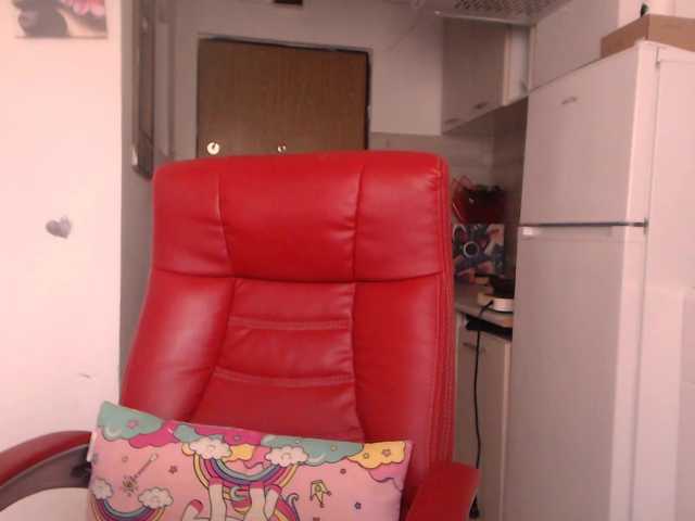 Simyhvn live cam on BongaCams