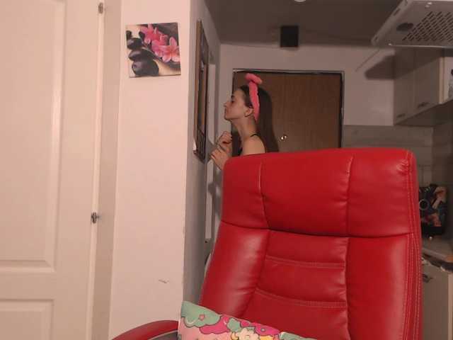 Simyhvn live cam on BongaCams