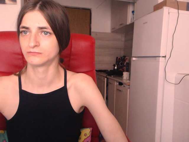 Simyhvn live cam on BongaCams