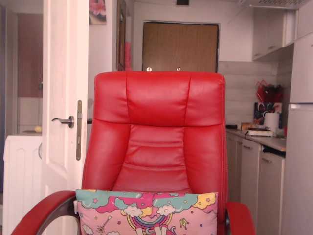 Simyhvn live cam on BongaCams