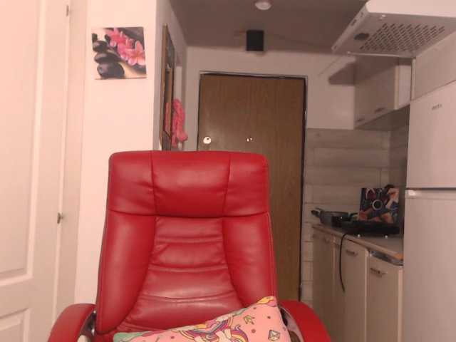 Simyhvn live cam on BongaCams