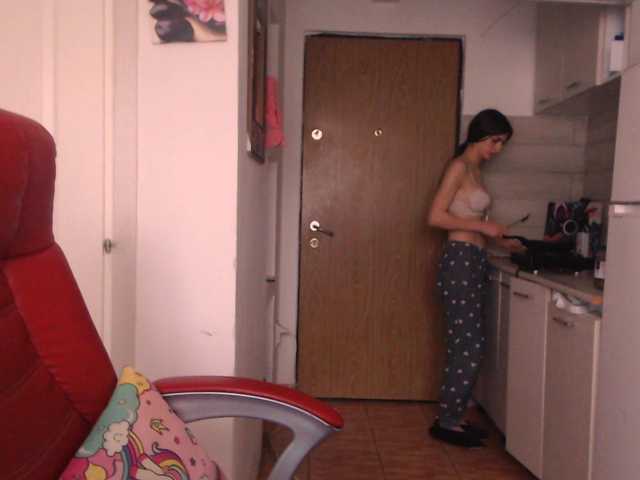 Simyhvn live cam on BongaCams