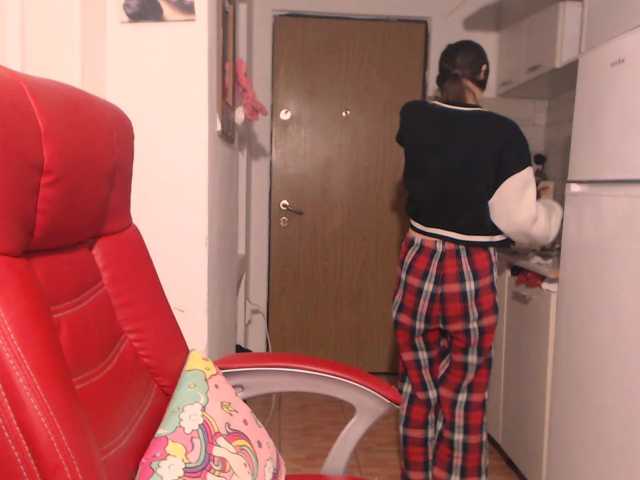 Simyhvn live cam on BongaCams