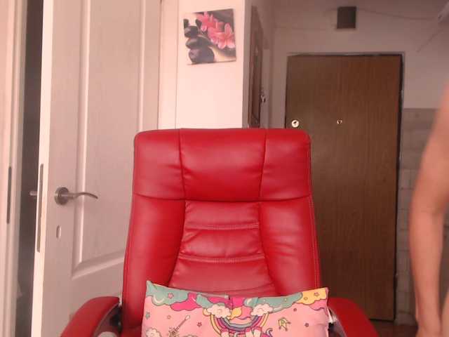 Simyhvn live cam on BongaCams