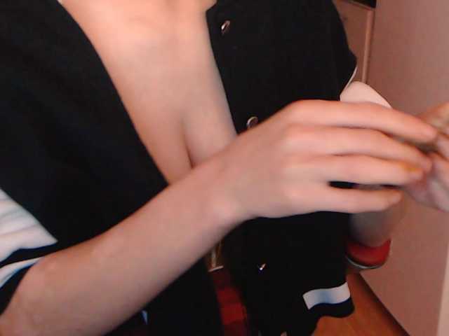 Simyhvn live cam on BongaCams